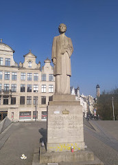 Standbeeld van Koningin Elisabeth